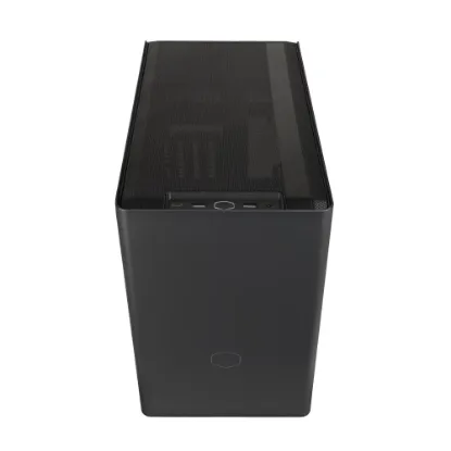 Cooler Master case NR200P