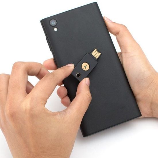 Obrázek YubiKey 5 NFC Hardwarový bezpečnostní klíč